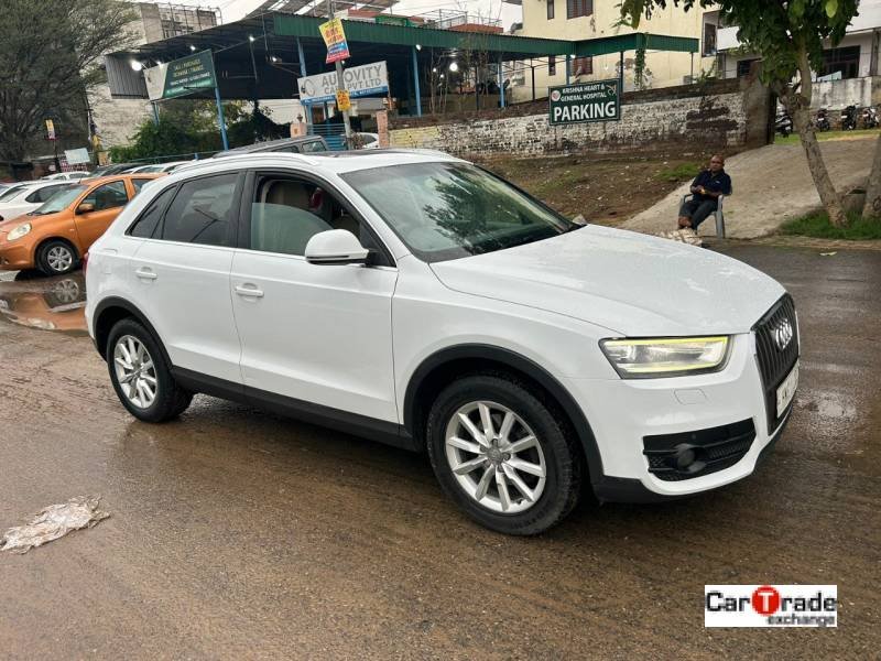 Audi Q3 2.0 TDI Quattro Base White